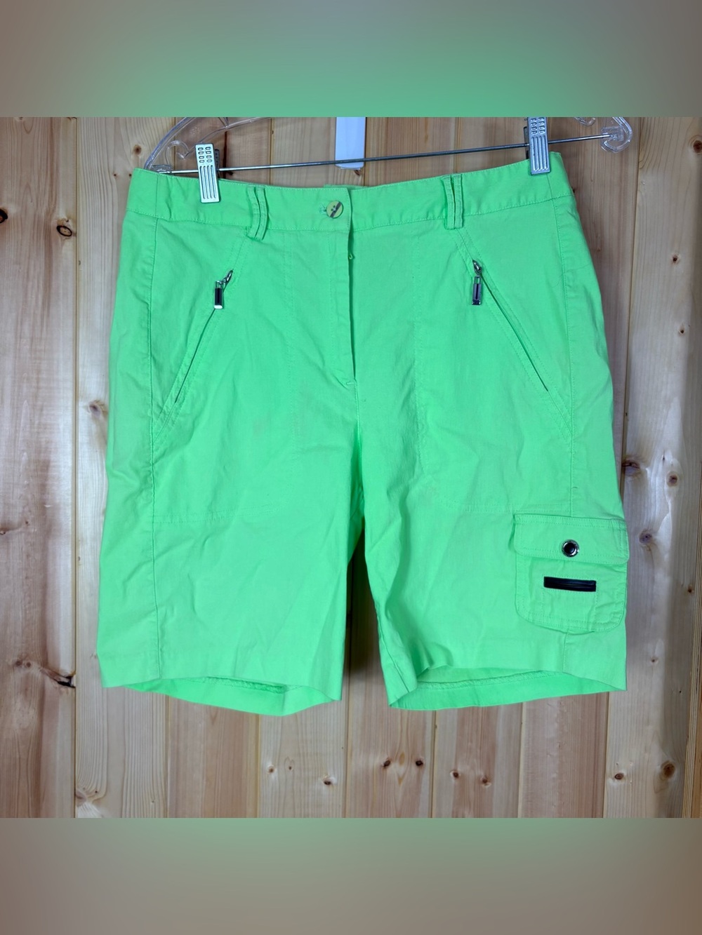 Jamie Sadock Neon Green golf shorts size 8 secure pockets light bright Flaws